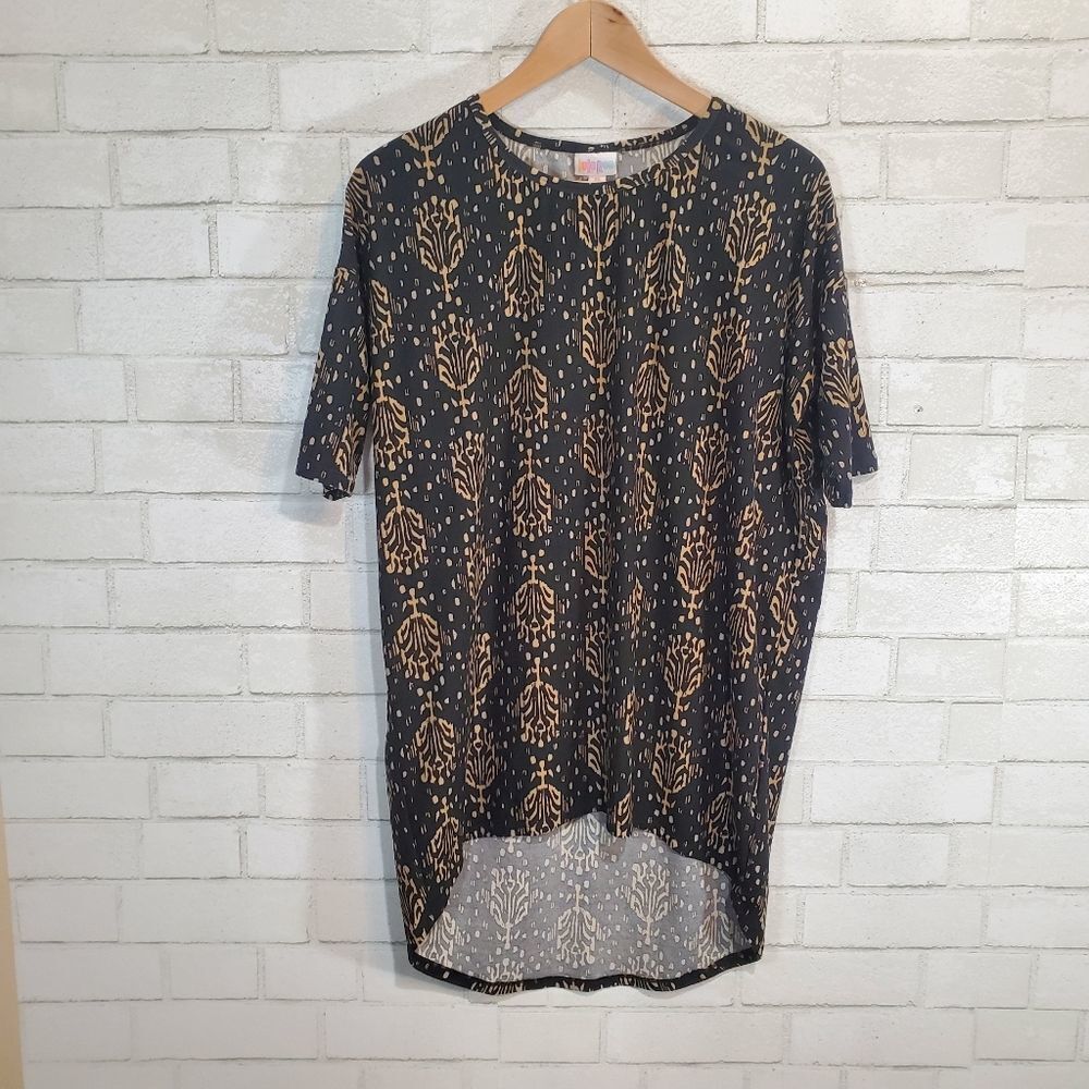 LuLaRoe cute oversized tee